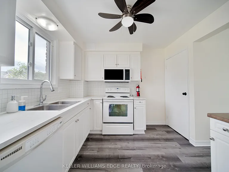 124 Romy Cres — Photo 7