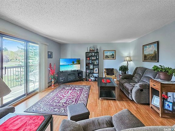 5th image of 360 Cypress Dr #303