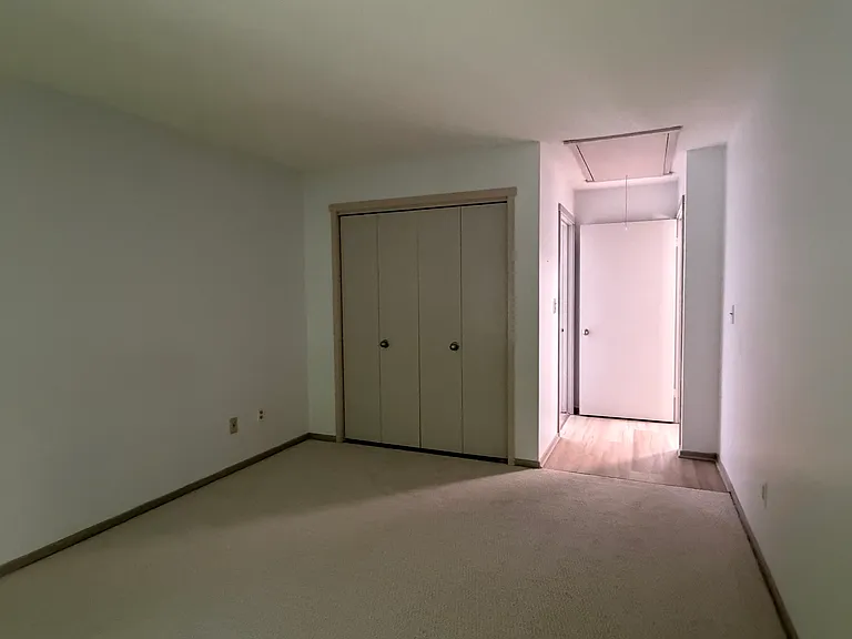 129 Heritage Vlg #D — Photo 11