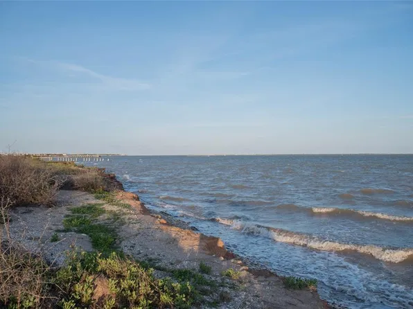 3049 Palacios Bay, Palacios, TX 77465