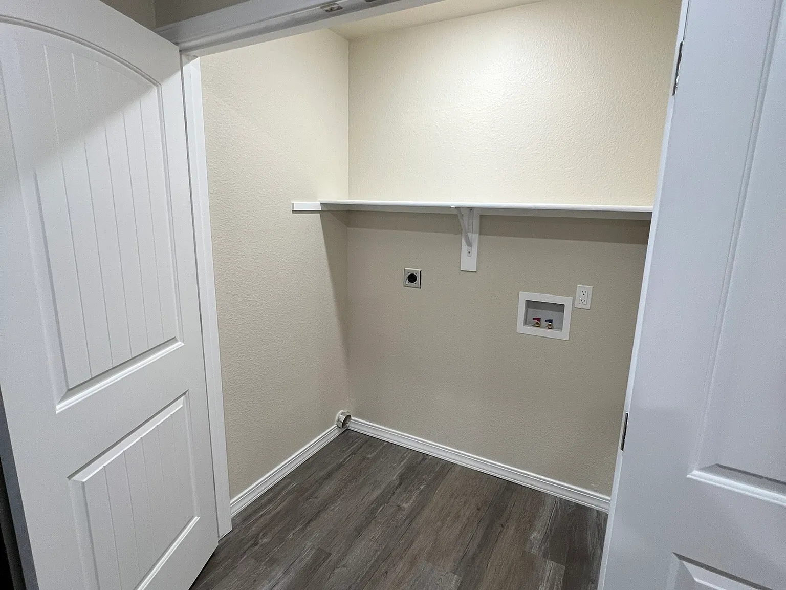 3 bed, $1,000 — Photo 4