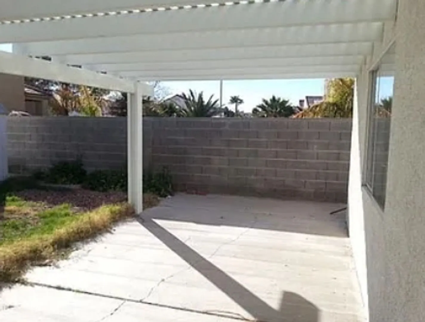 2 Bedroom Fast Move In! — Photo 2