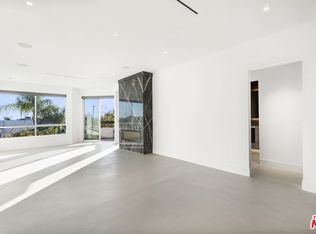 8960 Cynthia St APT 116, West Hollywood, CA 90069