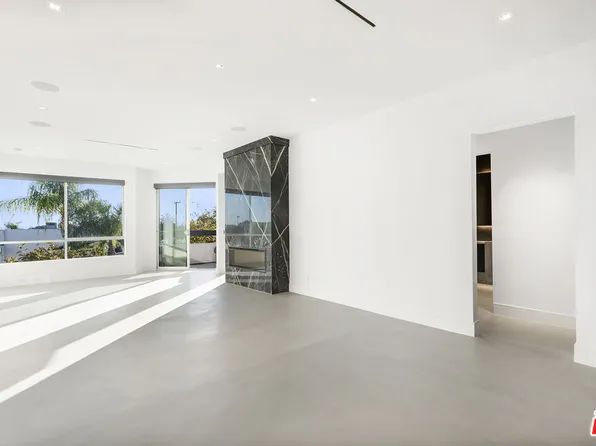 8960 Cynthia St APT 116, West Hollywood, CA 90069
