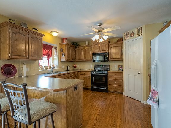 5th image of 1814 Parkside Dr