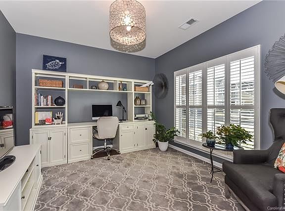 5th image of 4052 Franklin Meadows Dr