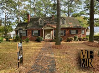 1403 Bond St, Kinston, NC 28501