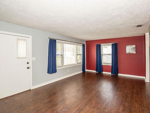 3rd image of 6615 Coffey St