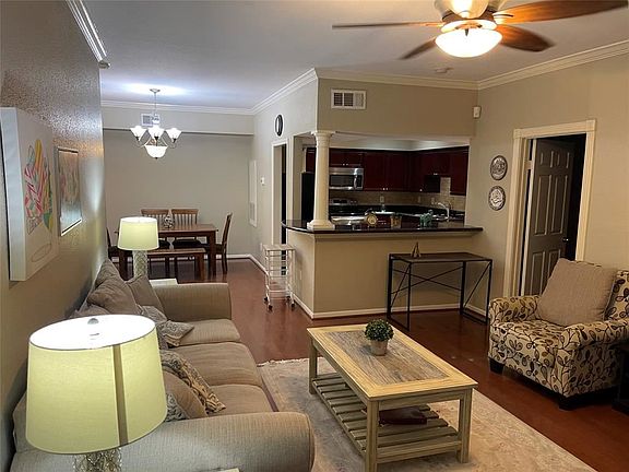 5th image of 2255 Braeswood Park Dr APT 331