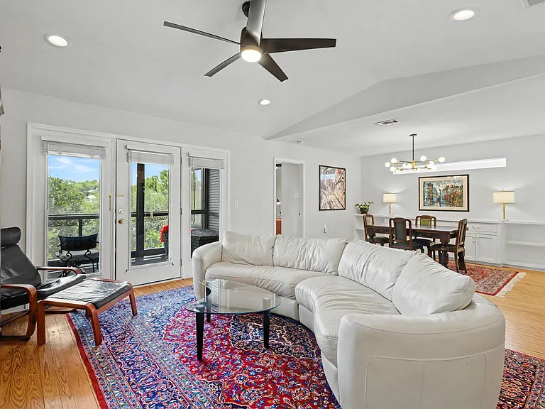 717 Brownlee Cir — Photo 5