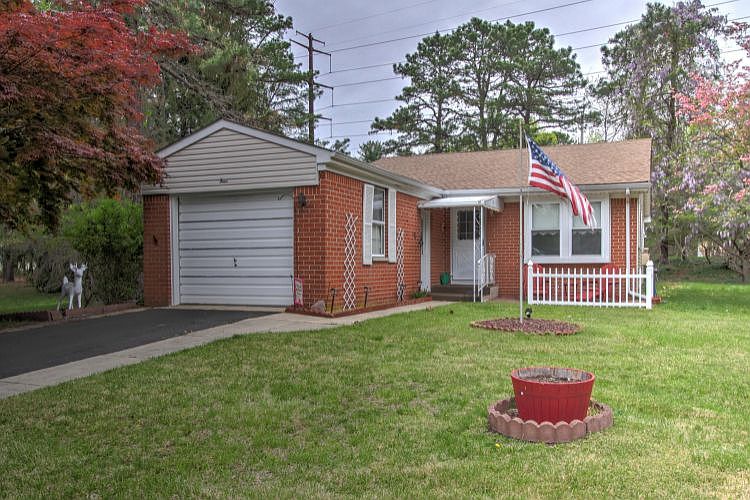 1st image of 4 Bowie Pl