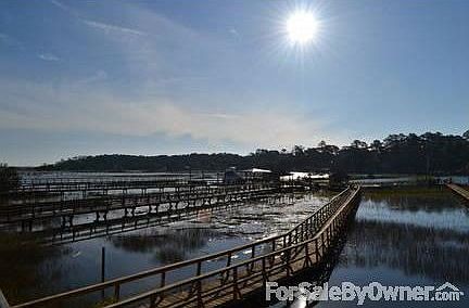 Dock