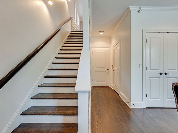5th image of 107 Jamison Station Ln