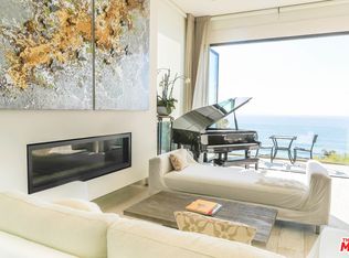 17848 Castellammare Dr, Pacific Palisades, CA 90272