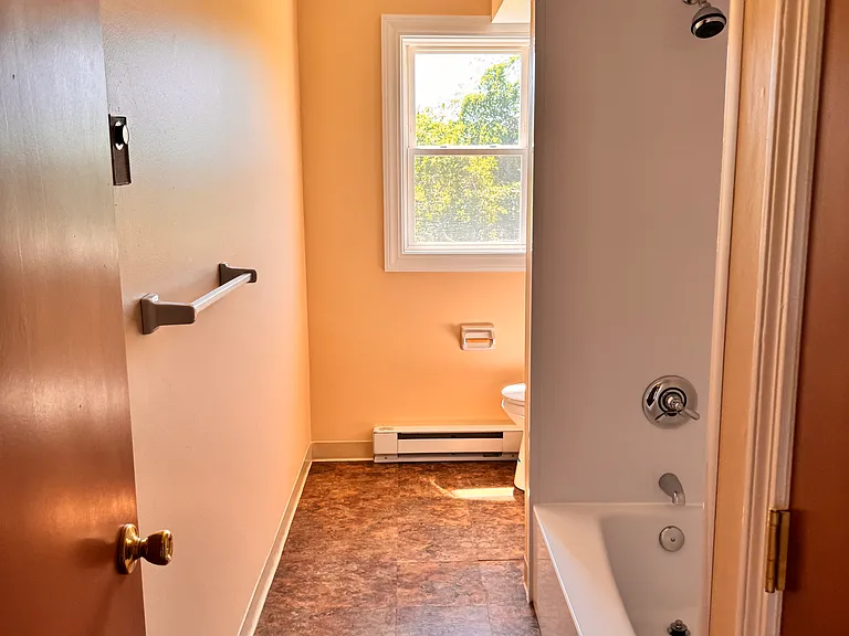 20 Dubois St #20 — Photo 10