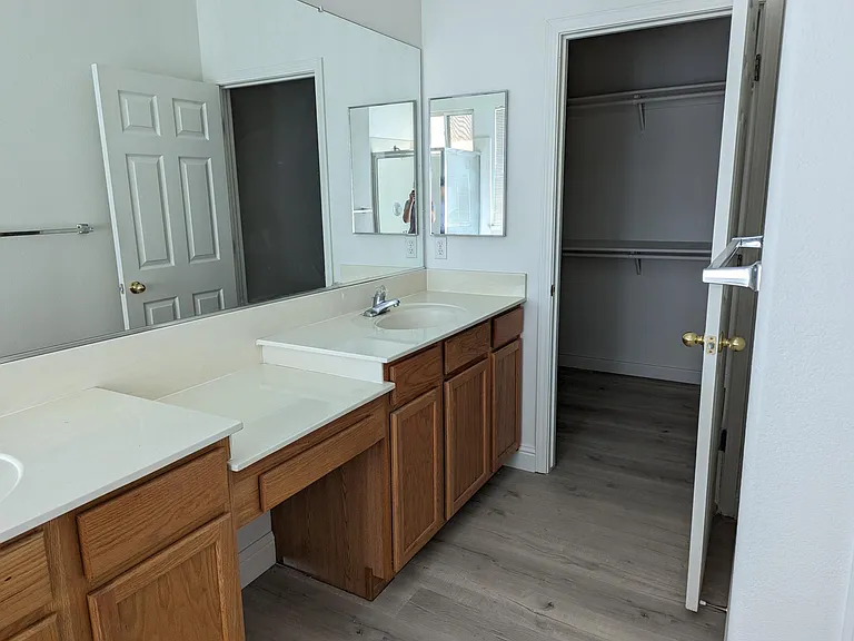 3316 Clearview Ct — Photo 10