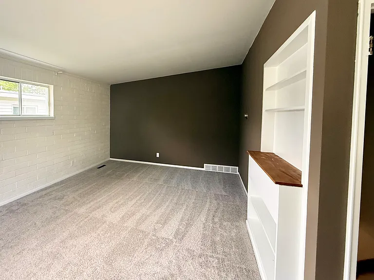 883 N 1000 E — Photo 3