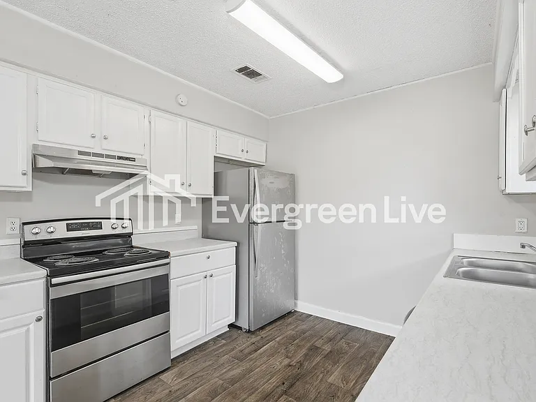 213 Eagle Dr — Photo 6