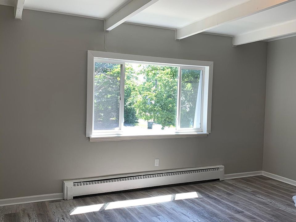 1st image of 52 College Ave #3-2