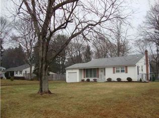 27 Harvey Ave, Lincroft, NJ 07738