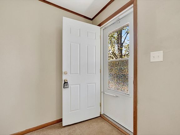 3rd image of 15370 Ackerson Dr