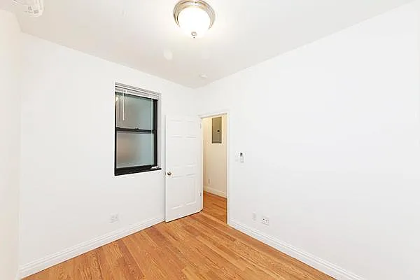Rented by Keller Williams NYC | media 15