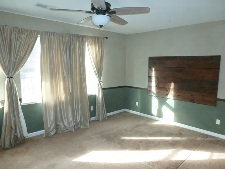 1668 Spicewood Cir — Photo 16
