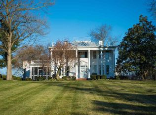 917 Ox Rd, Woodstock, VA