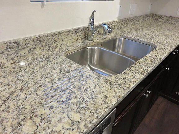 4th image of 2522 Bedrock Ln
