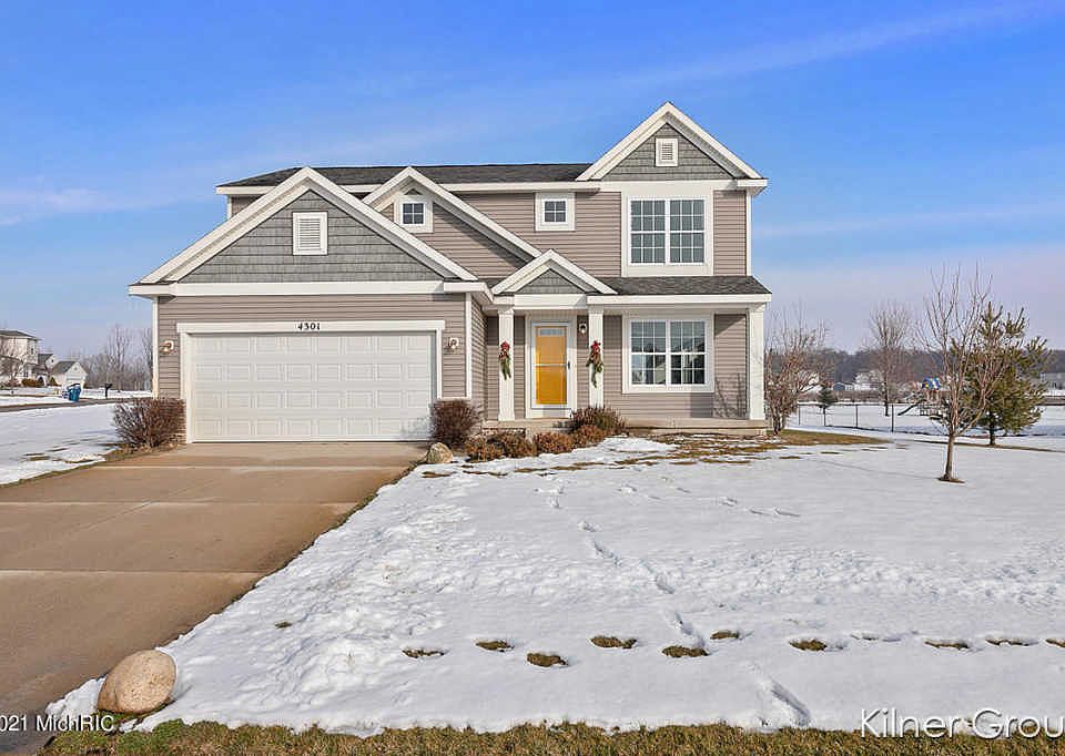 1st image of 4301 Russell Way Dr NE