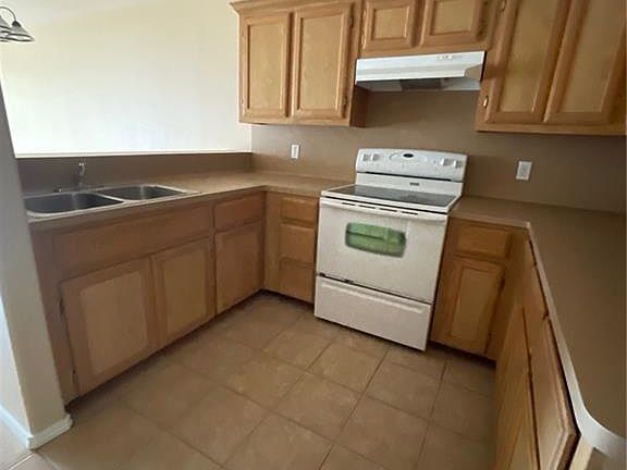 4th image of 1006 Lilia Dr APT 131
