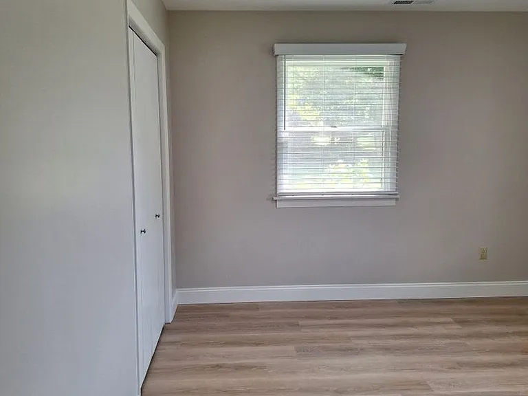 6826 Dorchester Dr — Photo 49
