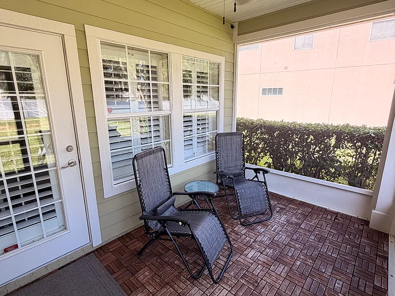 6408 Lavenhorn Ct — Photo 23
