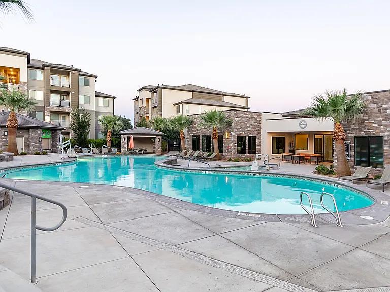 Grayhawk at River's Edge — Photo 47