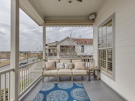 3rd image of 208 Shore Dr