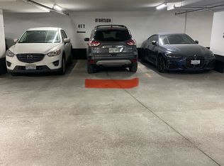 1 Hurontario St #P2-29, Mississauga, ON