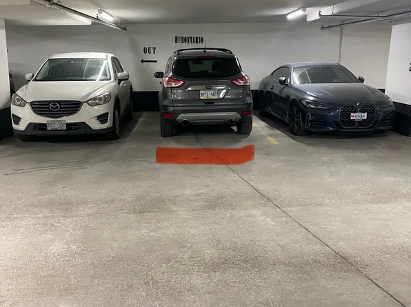 1 Hurontario St #P2-29, Mississauga, ON L5G 0A3