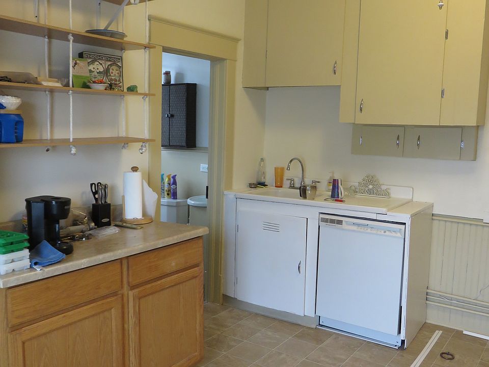 1st image of 1512 W College Ave