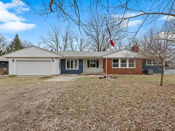 2020 Prairie Du Chien Rd NE, Iowa City, IA 52240