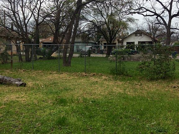 4th image of 709 Torreon St