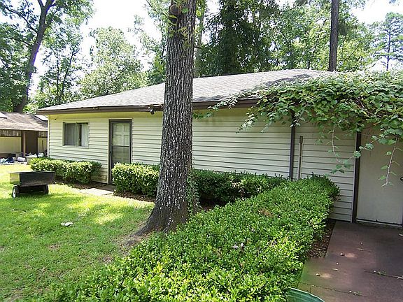 4th image of 1420 Cypress Ln