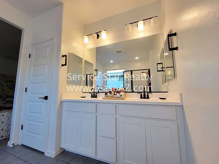 18763 W Rancho Dr — Photo 33