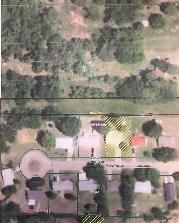 2nd image of 319 N Oak Ave