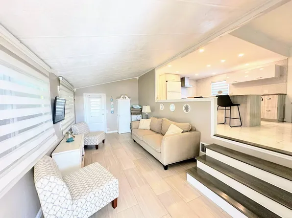 19900 NW 37th Ave Lot D122, Miami Gardens, FL 33056