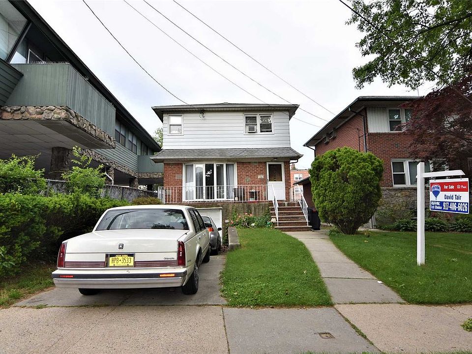 2nd image of 4511 Springfield Blvd