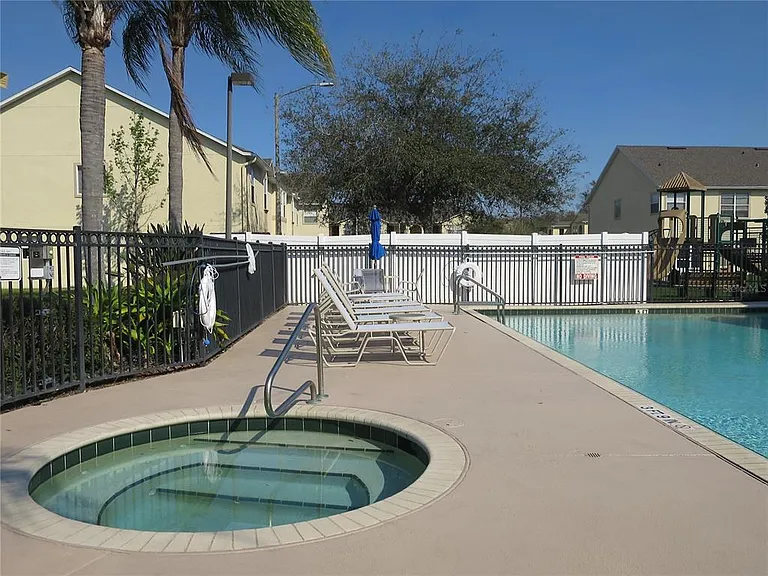 2806 Club Cortile Cir #B — Photo 48