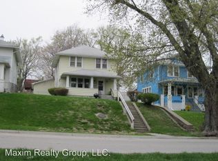 6908 Florence Blvd, Omaha, NE 68112