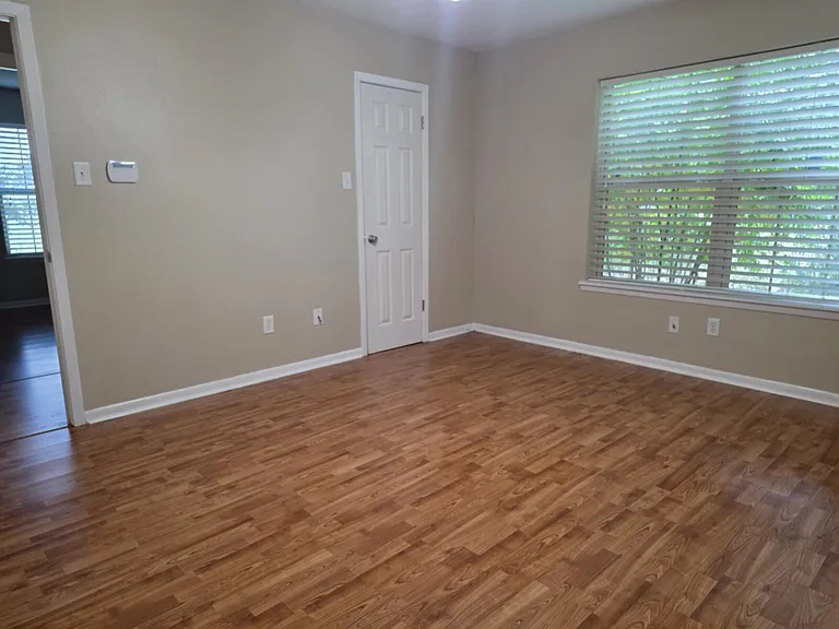15151 FM 429 — Photo 13