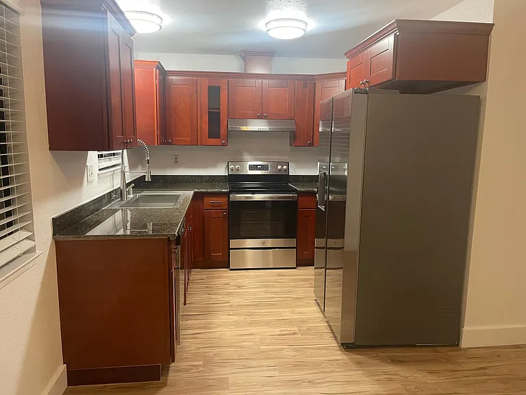 215 Hillcrest Ave #1 — Photo 6
