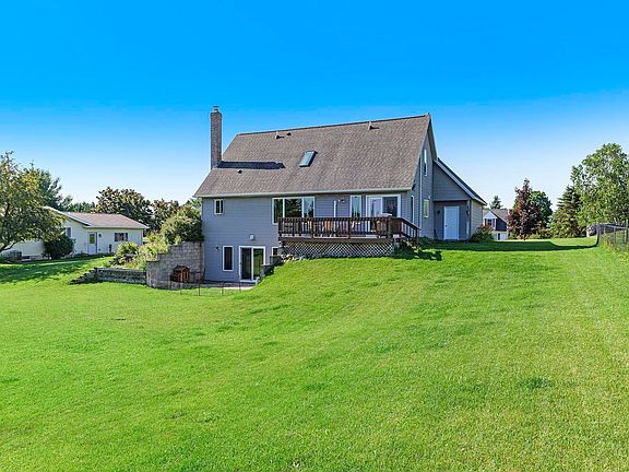 2nd image of 6112 London Dr